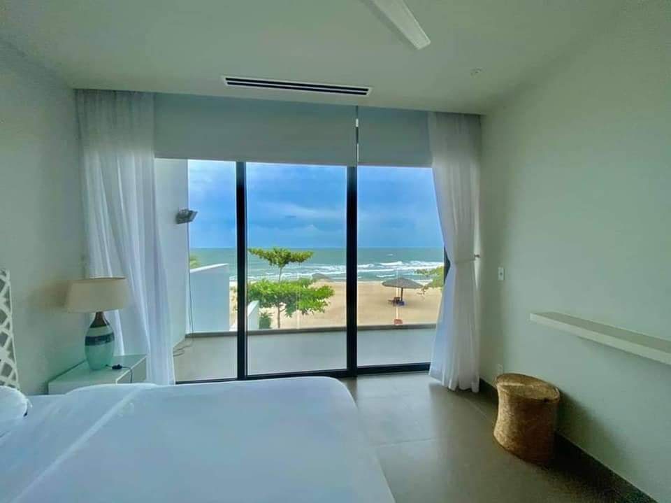 villa-ho-tram-3-phong-ngu-sat-bien3