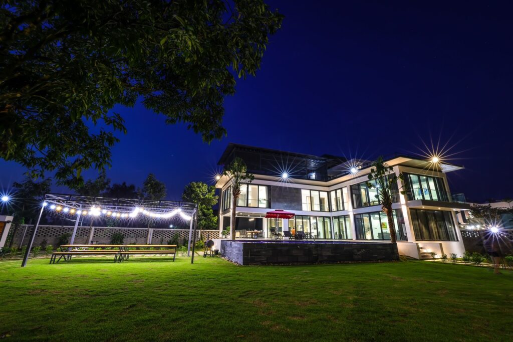 villa-son-tay-5-phong-ngu-co-be-boi-gan-san-golf-dong-mo1