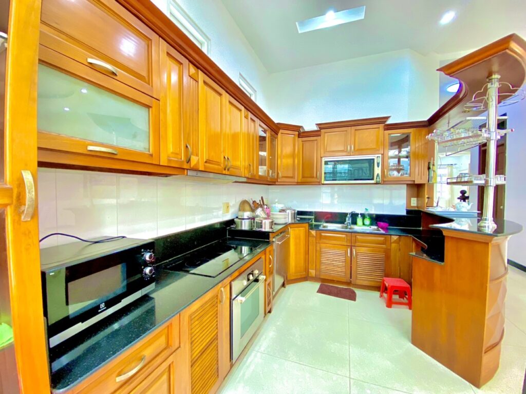 villa-sai-gon-8-phong-ngu-biet-thu-nghi-duong-co-ho-boi-rieng-2